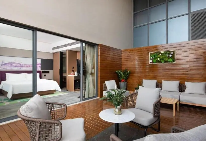 Deluxe-huone Puutarhanäkymä, Hampton By Hilton Shenzhen Baoan Stadium