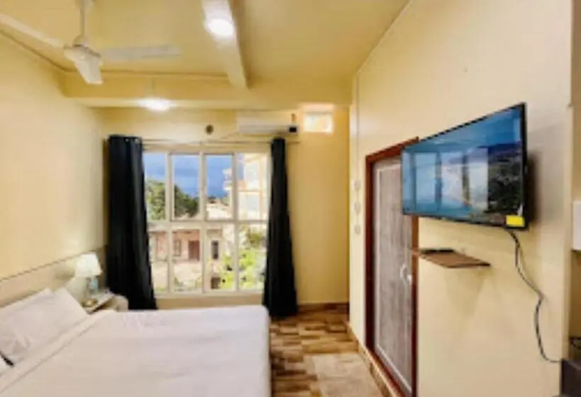 اتاق استاندارد با تخت بزرگ, Aizawl Guest House, Aizwal