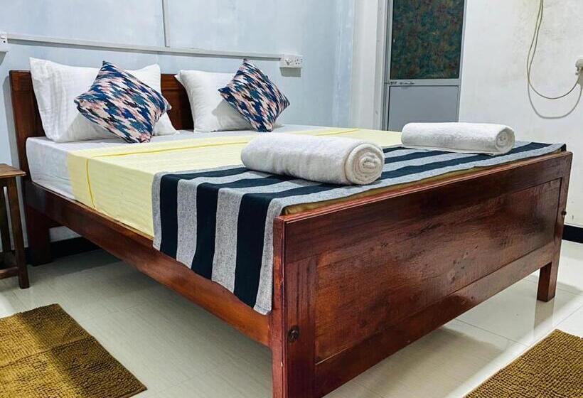 Номер Стандарт, Grand Freedom Udawalawe