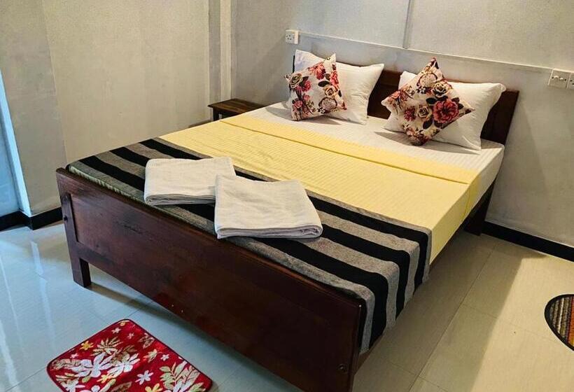 Номер Стандарт, Grand Freedom Udawalawe