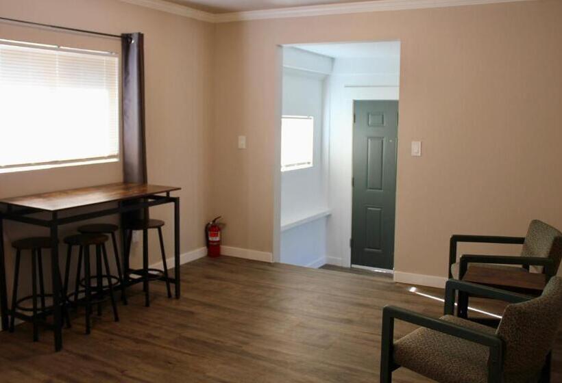 סוויטה משפחתית, Judkins Guesthouse