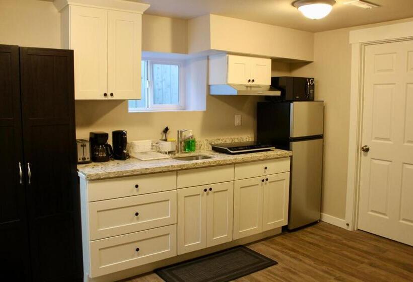 Standard room with outdoor bath, Judkins Guesthouse