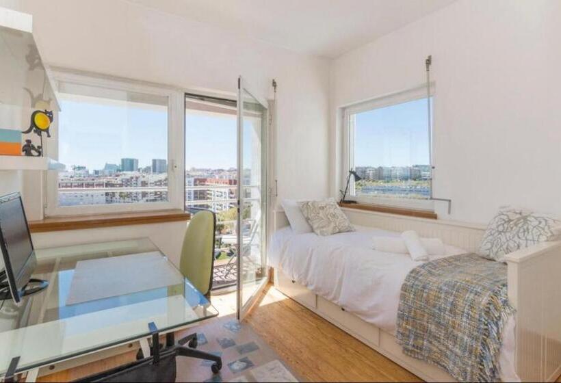 Chambre Standard, Passeio Levante