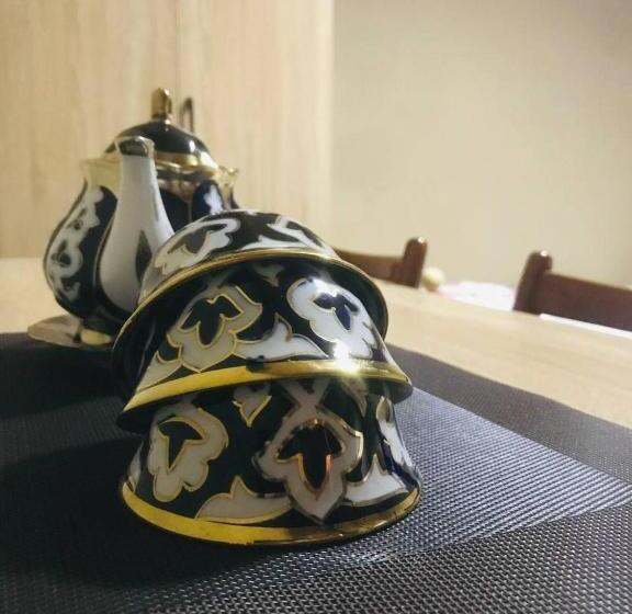 エコノミールーム, Yakka Minor