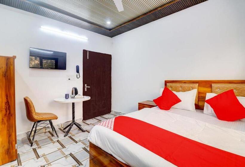 غرفة كلاسيكية ثلاثية, Cg Inn Pool Rooftop