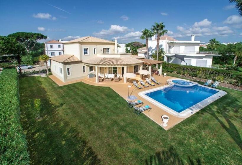 ビラホテル１ベッドルーム, Villa Palm Golfe, Fantastic House On Vila Sol Course, Kids Pool, Aircon