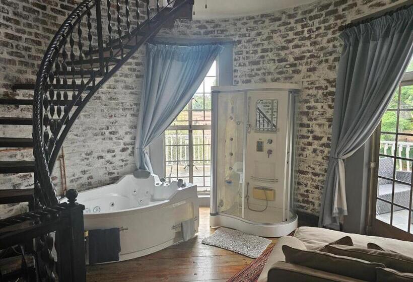 Номер Стандарт с Балконом, Castle Home