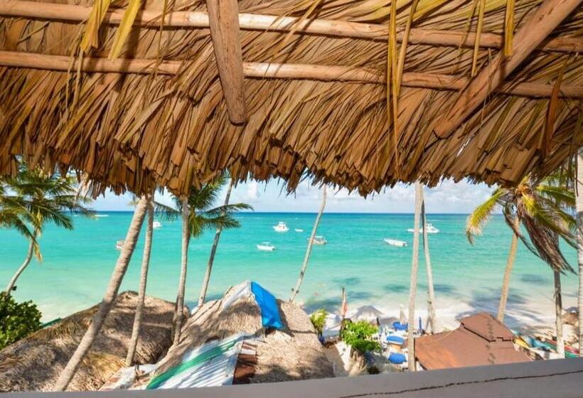 اتاق لوکس با بالکن و چشمانداز دریا, Dios Es Fiel Ali