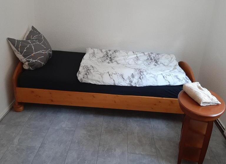 Номер Стандарт Индивидуальный, Wg Zimmer In Südthüringen