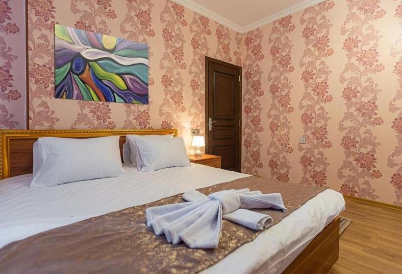 اتاق استاندارد, Arivainn Center