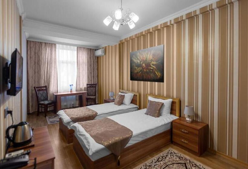 اتاق استاندارد, Arivainn Center