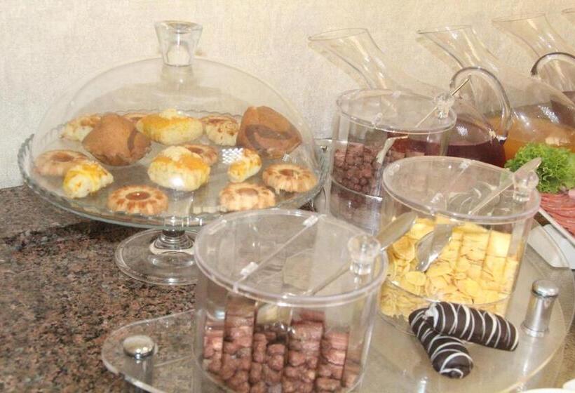 سوییت خانوادگی, Arivainn Center