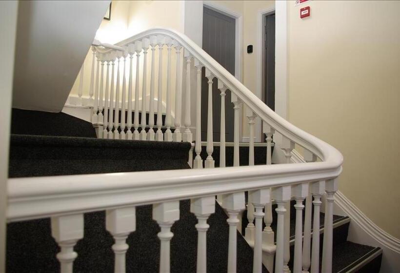 Апартаменты Superior 1 Спальня, Market Place Serviced Apartments, Leek