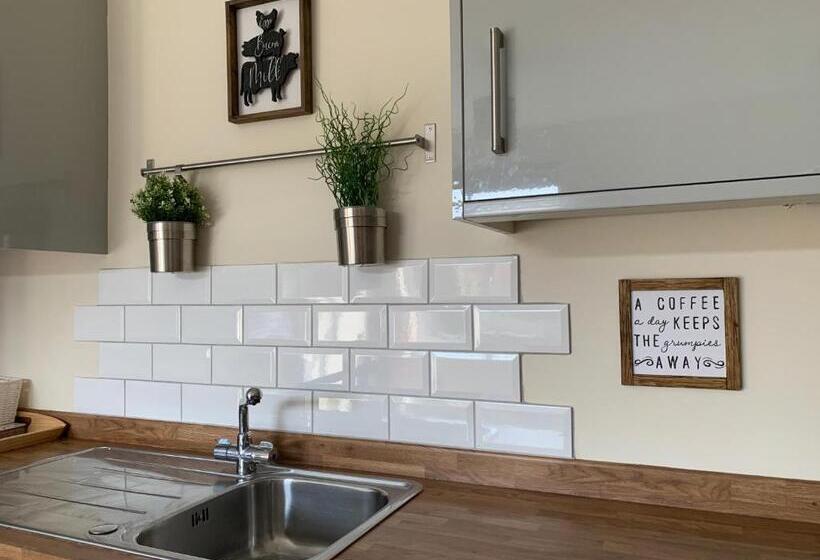 Апартаменты 1 Спальня, Market Place Serviced Apartments, Leek