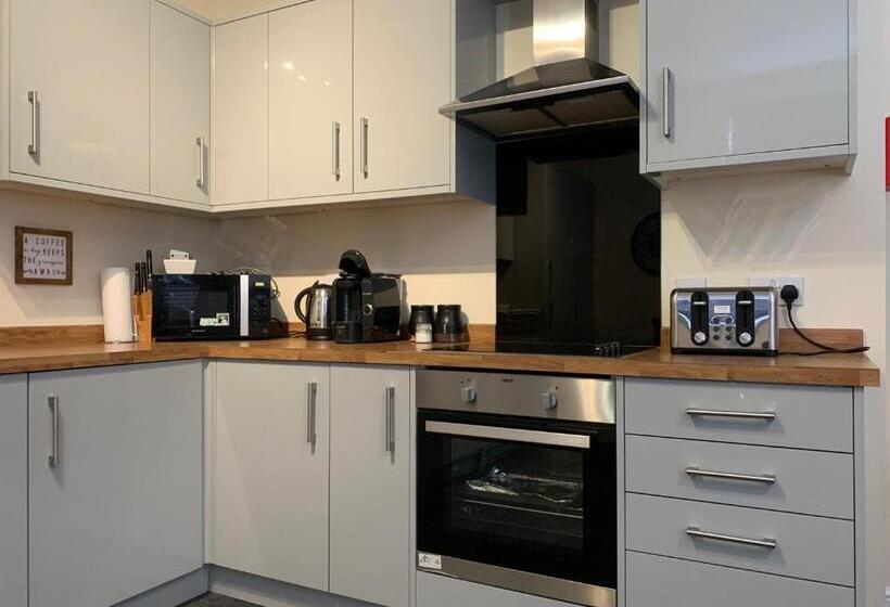 Апартаменты 1 Спальня, Market Place Serviced Apartments, Leek