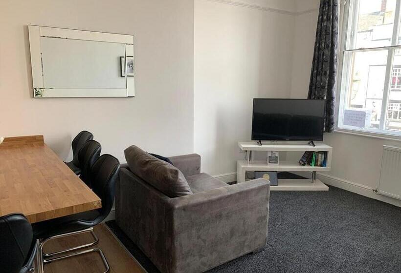 Апартаменты Superior 1 Спальня, Market Place Serviced Apartments, Leek