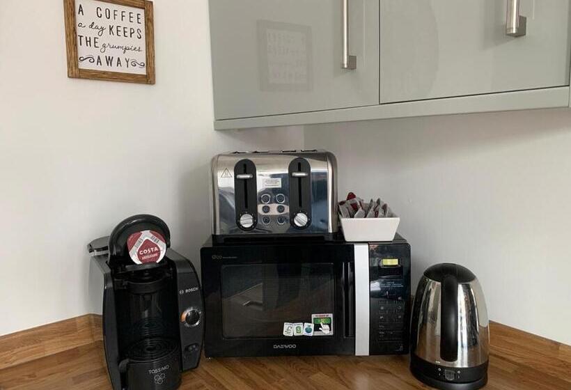 Апартаменты Superior 1 Спальня, Market Place Serviced Apartments, Leek