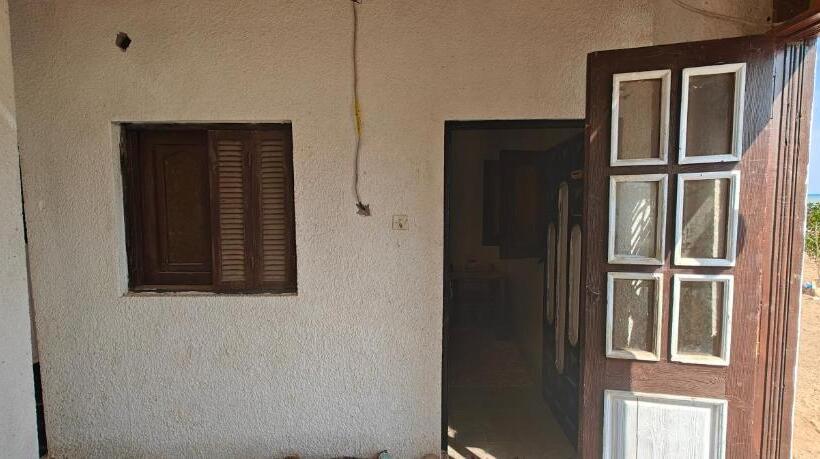 اتاق راحتی سه تخته, Michael S House