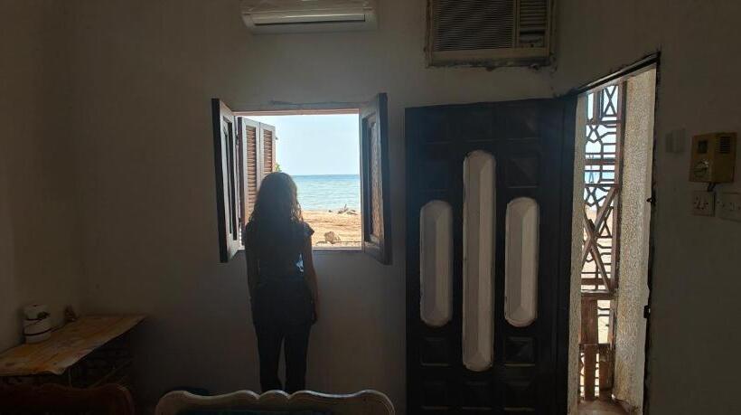 اتاق راحتی سه تخته, Michael S House