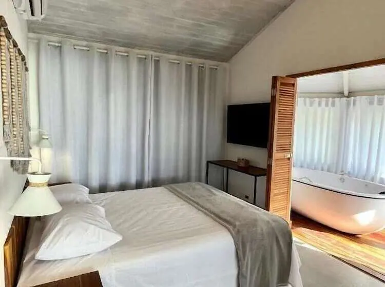 オーシャンビューデラックススイート, Santomar Guest House