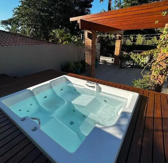 Superior-studio, Studios Em Contêiner No Bosque