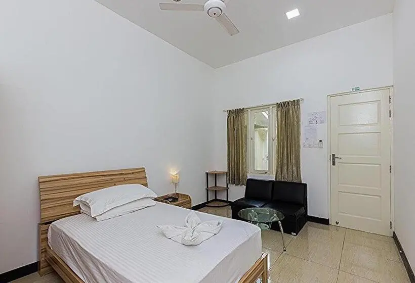 اتاق لوکس یک تخته, Surf Trip Maldives