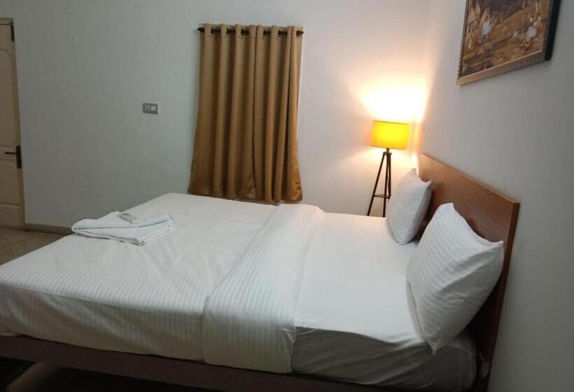 스탠다드 발코니 룸, Sv Orchid Deluxe Room King Size Bed With Balcony