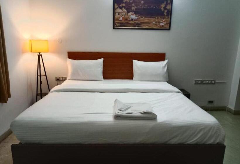 스탠다드 발코니 룸, Sv Orchid Deluxe Room King Size Bed With Balcony