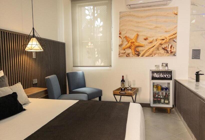 Deluxe Suite, Velero