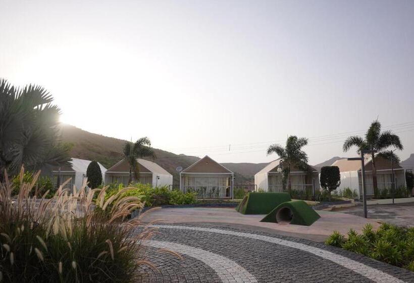 Quarto Superior Cama King, Wabi Sabi Resort, Igatpuri