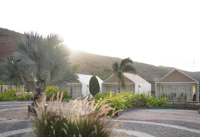 Quarto Superior Cama King, Wabi Sabi Resort, Igatpuri