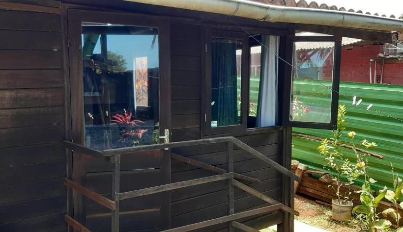 Quarto Familiar, Casa De George