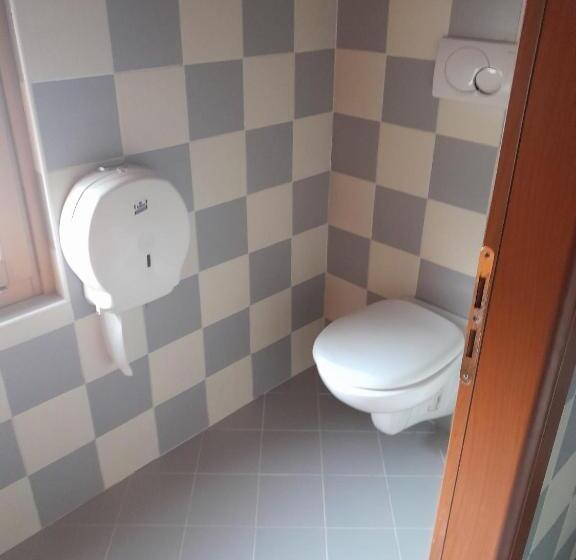 סוויטה, Lunga Via Delle Dolomiti