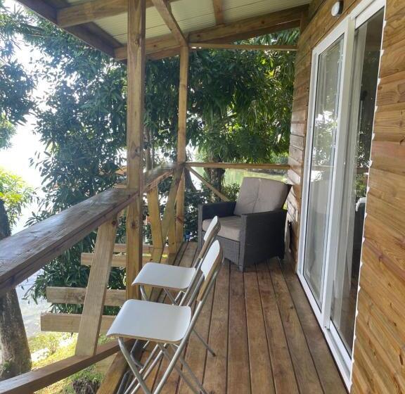 디럭스 테라스 룸 바다 전망, Ponci’s Gate To Gaia Holistic Center