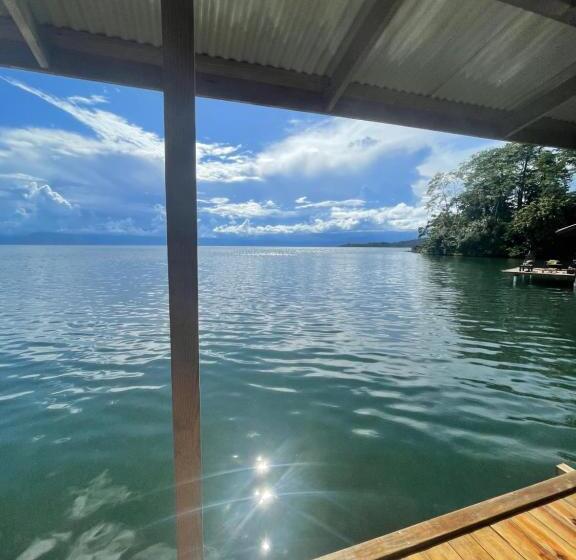 스탠다드 룸 킹사이즈 침대, Ponci’s Gate To Gaia Holistic Center