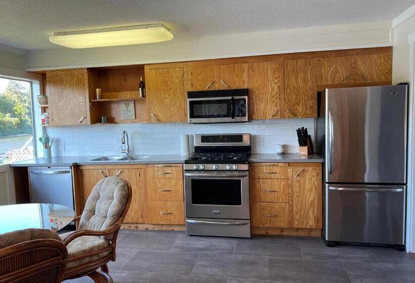 וילה בת 3 חדרי שינה, River House