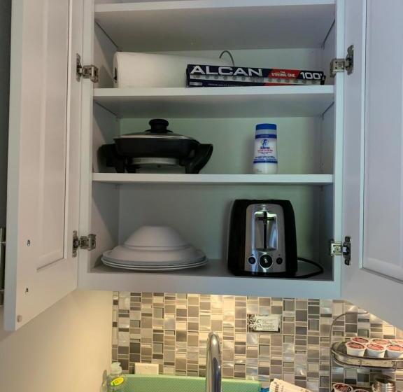 带大床的标准间, The Sand Box