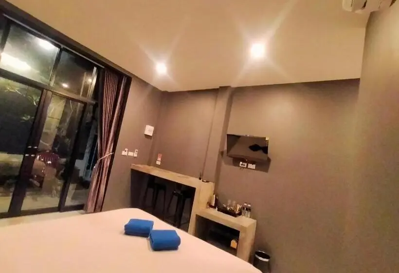 バルコニー付きスタンダードルーム, Nemocottage