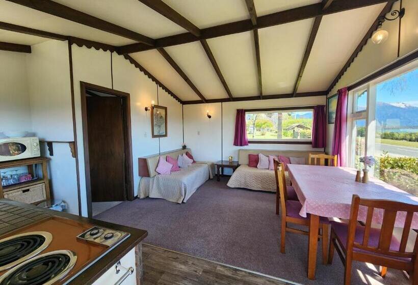 스탠다드 룸 호수 전망, Manapouri Holiday Park