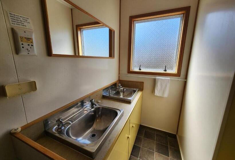 패밀리 룸, Manapouri Holiday Park