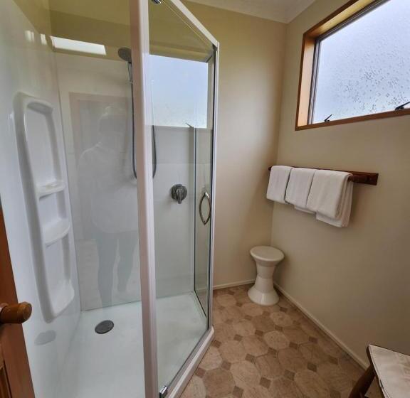 3침실 스탠다드 방갈로, Manapouri Holiday Park