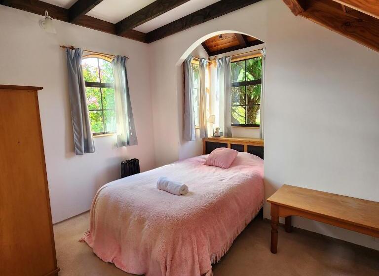 샬레, Manapouri Holiday Park