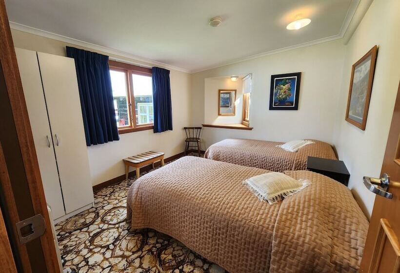 오두막, Manapouri Holiday Park