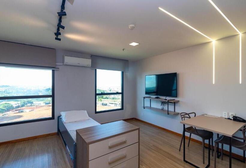 ファミリーステューディオ, Apartamento No Comfot Hotel Taguatinga