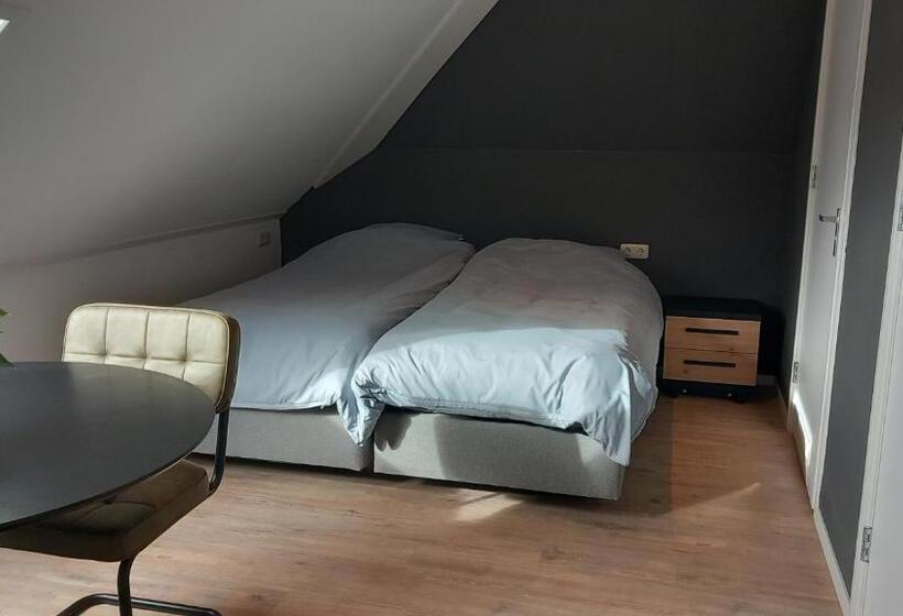 חדר דלוקס לשלושה, B&b T Bûtefjild