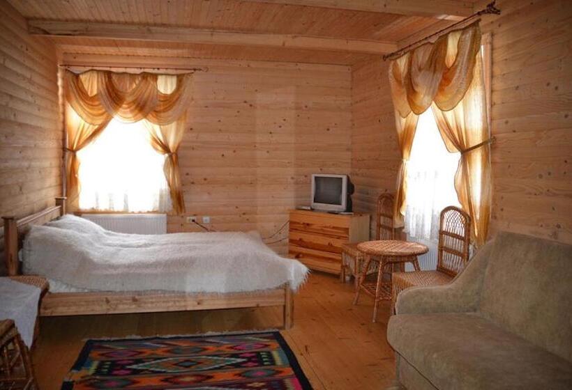 اتاق خانوادگی, готель пацьорка