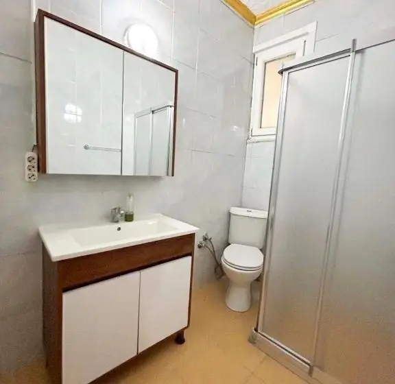 Habitació Quàdruple Deluxe, Anova Pera