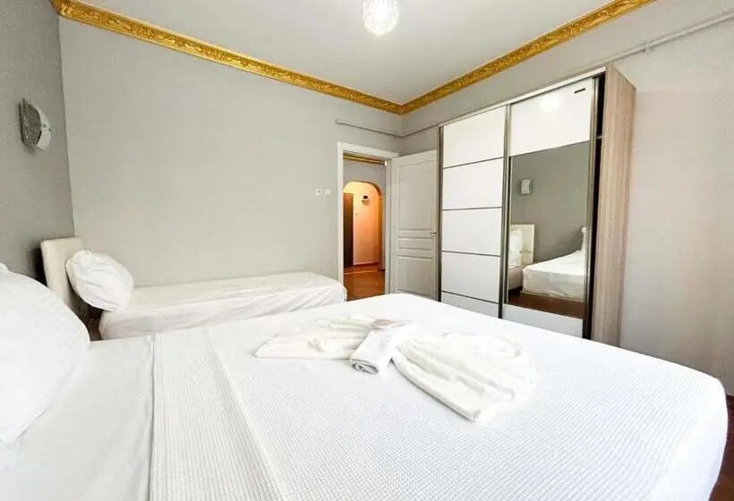 Habitació Quàdruple Deluxe, Anova Pera