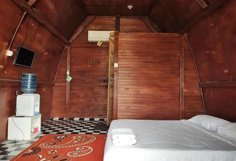 スタンダードルーム, Arafah Resort @ Danau Kerinci Jambi Redpartner