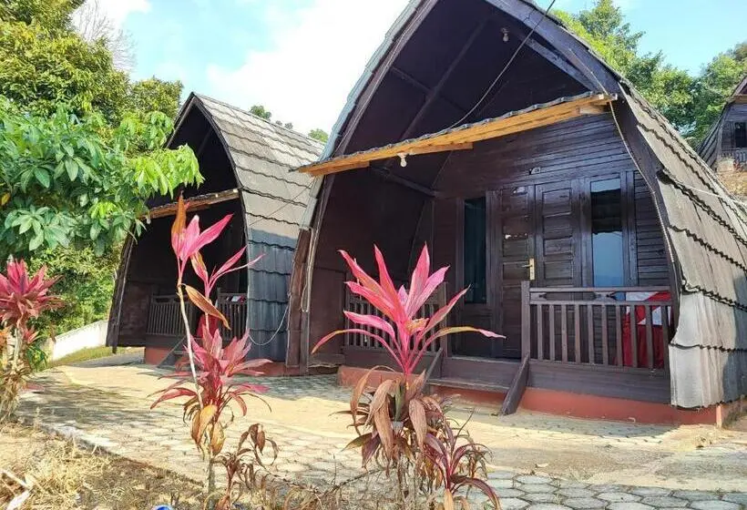 スタンダードルーム, Arafah Resort @ Danau Kerinci Jambi Redpartner